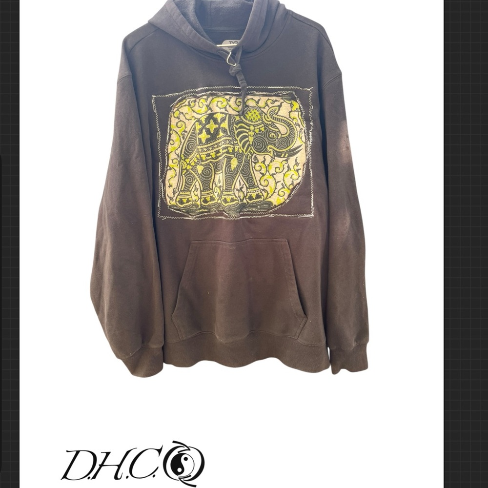 TYR Black and Yellow Elephant Graphic Sweater